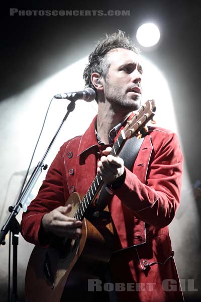 CHARLIE WINSTON - 2012-07-19 - PARIS - Parvis de l'Hotel de Ville - Charlie Winston Gleave